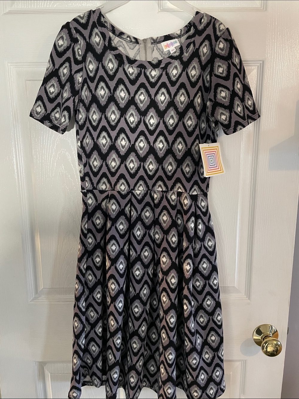 LuLaRoe Black and Gray Geometric Short-Sleeve Skater Dress